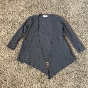 Dot dot smile size 5/6 charcoal sweater